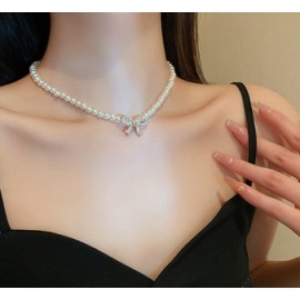 Elegante Nudo De Lazo Materiales mixtos Con Cuentas Mujeres Collar Colgante