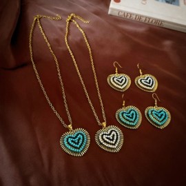 Retro Forma De Corazón Aleación Enchapado Embutido Acrílico Mujeres Aretes Collar